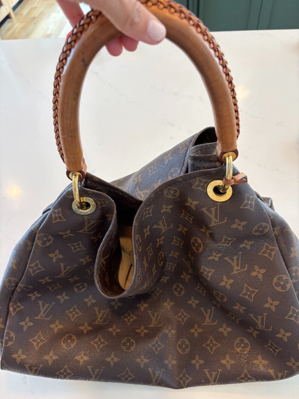 Louis Vuitton LV Monogram Artsy MM in Brown